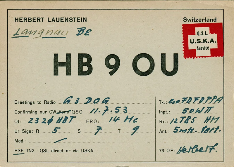 Szwajcarska karta QSL stacji HB9OU z 1953 roku, ręcznie wypełniona: znak korespondenta G3DOG, data, godzina, pasmo 14 MHz, raport RST 579, z czerwoną naklejką biura QSL USKA